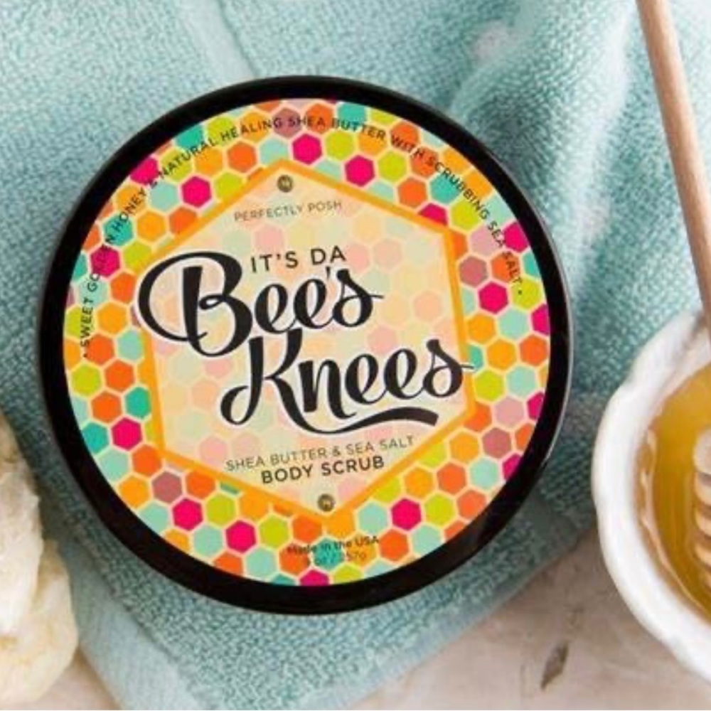 Unopened Perfectly Posh It’s the Bees Knees Body Scrub (9 oz)